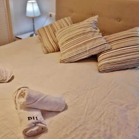 Velez Nazari Apartamento